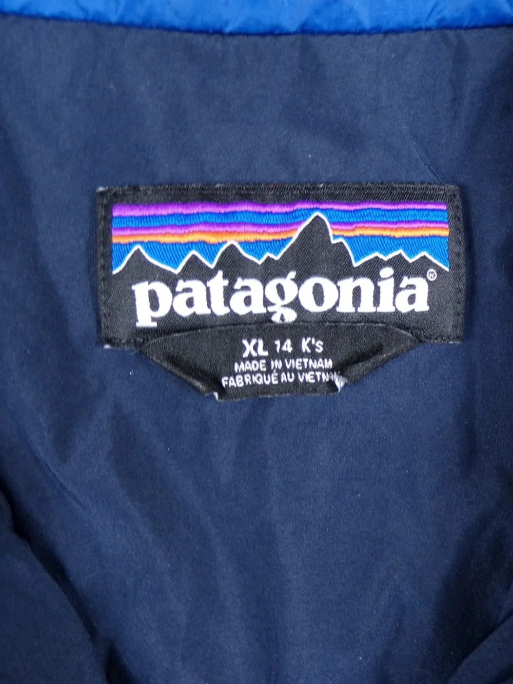 Patagonia Boys' Nano Puff Jacket Size XL /14 Dark Blue